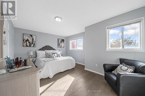 5160 Boardwalk Drive, Mississauga, ON - Indoor Photo Showing Bedroom