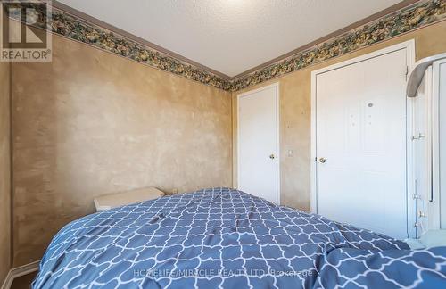 5160 Boardwalk Drive, Mississauga, ON - Indoor Photo Showing Bedroom