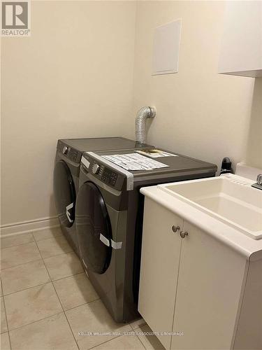 507 Dundas Street E, Oakville, ON - Indoor Photo Showing Laundry Room