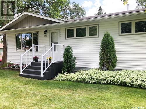 629 Crawford Avenue E, Melfort, SK - Outdoor