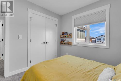 370 Chelsom Manor, Saskatoon, SK - Indoor Photo Showing Bedroom