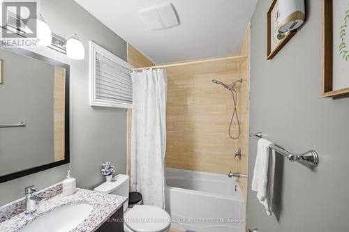 16 Brisco Street, Brampton, ON - Indoor Photo Showing Bathroom