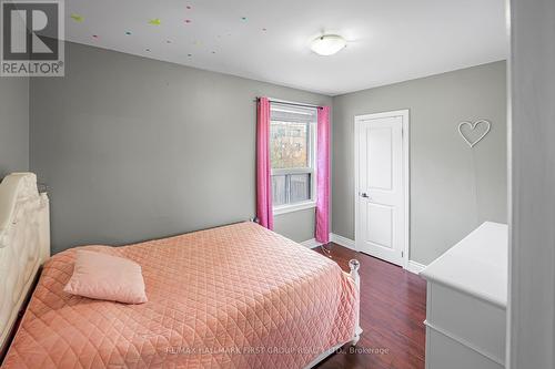 16 Brisco Street, Brampton, ON - Indoor Photo Showing Bedroom