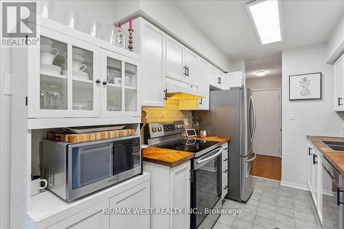 29 - 1231 Parkwest Place, Mississauga, ON - Indoor Photo Showing Kitchen With Stainless Steel Kitchen