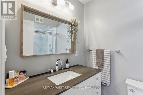 29 - 1231 Parkwest Place, Mississauga, ON - Indoor Photo Showing Bathroom