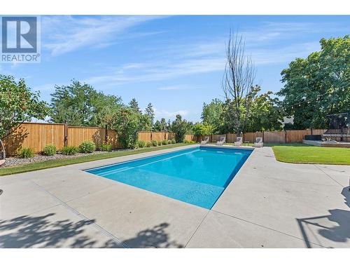 5327 Hedeman Court, Kelowna, BC - Outdoor With In Ground Pool With Backyard