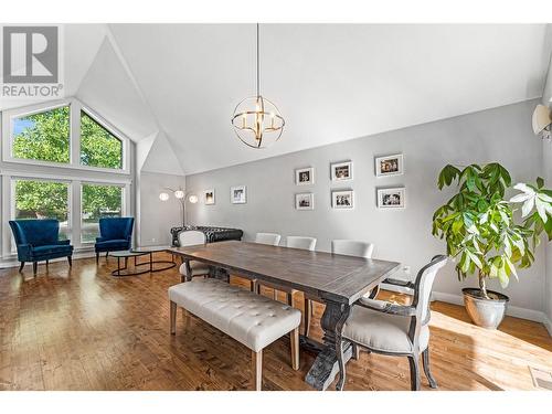 5327 Hedeman Court, Kelowna, BC - Indoor Photo Showing Dining Room