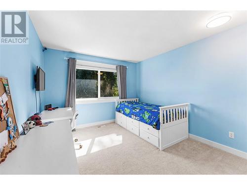 5327 Hedeman Court, Kelowna, BC - Indoor Photo Showing Bedroom