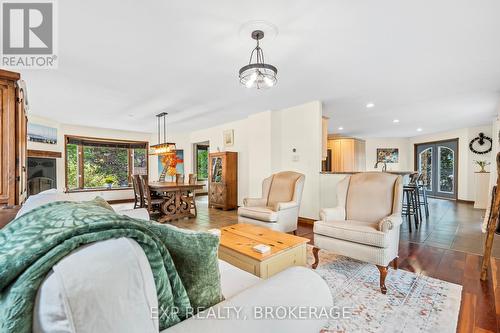 1403A Everett Lane, South Frontenac, ON - Indoor Photo Showing Living Room