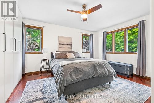 1403A Everett Lane, South Frontenac, ON - Indoor Photo Showing Bedroom