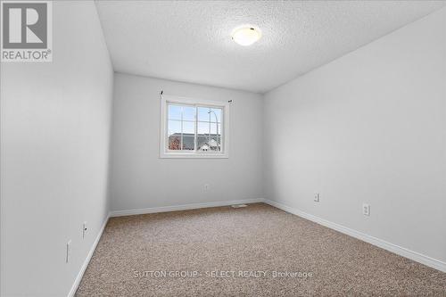 115 Templewood Drive, Kitchener, ON - Indoor Photo Showing Other Room