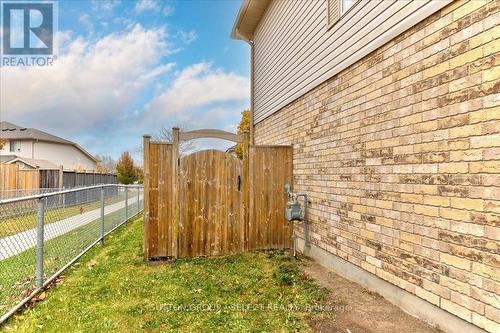 115 Templewood Drive, Kitchener, ON - Outdoor