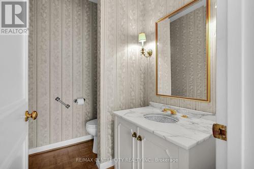 143 Wychwood Place, London, ON - Indoor Photo Showing Bathroom