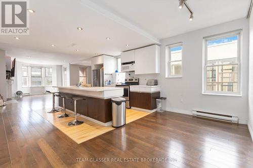 303 - 440 Wellington Street, London, ON - Indoor Photo Showing Kitchen