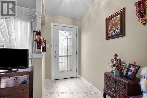 568 Thistlewood Drive, London, ON - Indoor Photo Showing Other Room