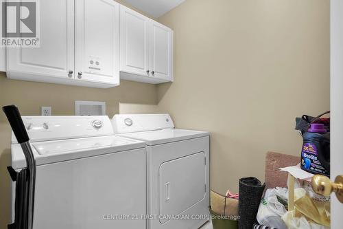 568 Thistlewood Drive, London, ON - Indoor Photo Showing Laundry Room