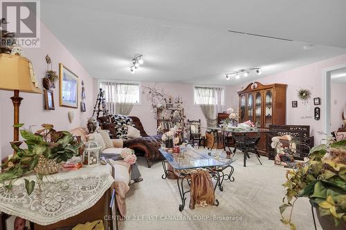 568 Thistlewood Drive, London, ON - Indoor