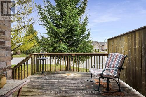 568 Thistlewood Drive, London, ON - Outdoor With Exterior