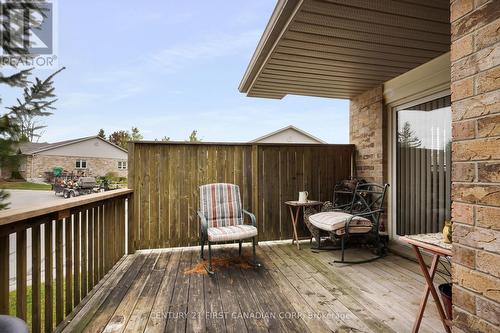 568 Thistlewood Drive, London, ON - Outdoor With Deck Patio Veranda With Exterior