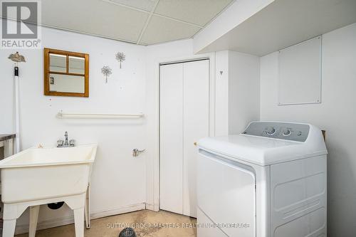 259 Mcewen Drive, Kingston (City Southwest), ON - Indoor Photo Showing Laundry Room