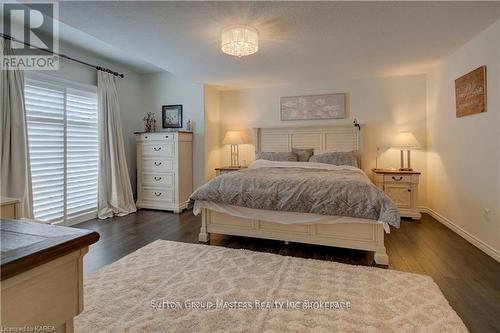 716 Newmarket Lane, Kingston (East Of Sir John A. Blvd), ON - Indoor Photo Showing Bedroom