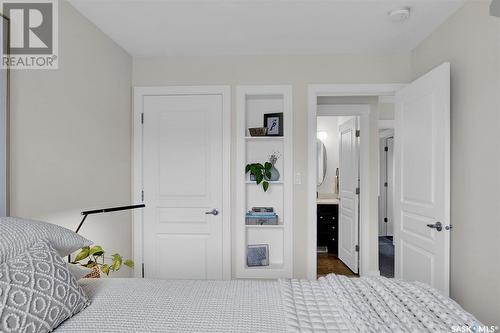 4624 James Hill Road, Regina, SK - Indoor Photo Showing Bedroom