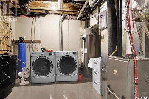 4624 James Hill Road, Regina, SK - Indoor Photo Showing Laundry Room