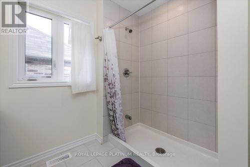 172 Muirfield Drive, Barrie, ON - Indoor Photo Showing Bathroom