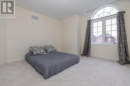 172 Muirfield Drive, Barrie, ON - Indoor Photo Showing Bedroom