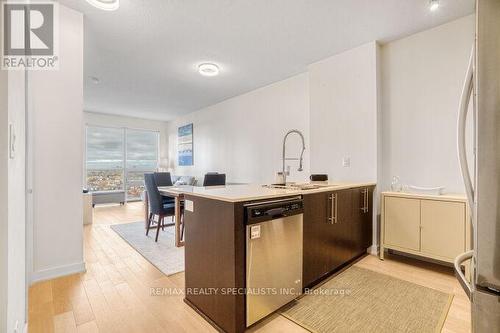 1403 - 510 Curran Place, Mississauga, ON - Indoor Photo Showing Kitchen