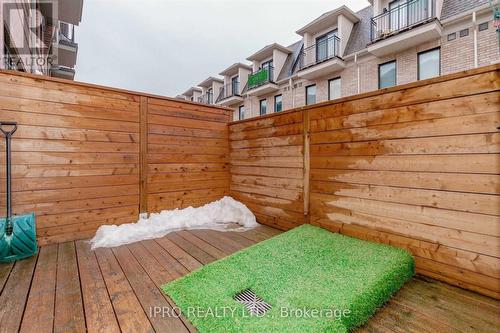 74 - 250 Royalton Common, Oakville, ON - Outdoor With Exterior