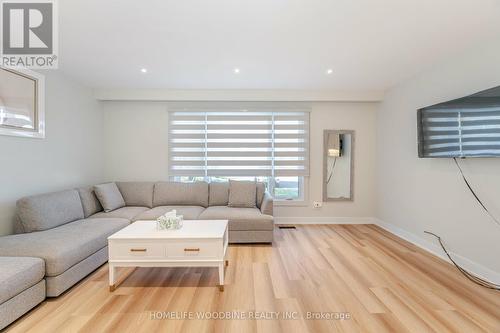 137 Town Line, Orangeville, ON - Indoor Photo Showing Living Room