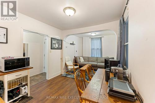 247 Queen Street, Kingston (East Of Sir John A. Blvd), ON - Indoor Photo Showing Other Room