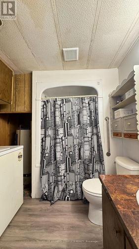 #16 - 43969 Highway 3, Wainfleet, ON - Indoor Photo Showing Bathroom