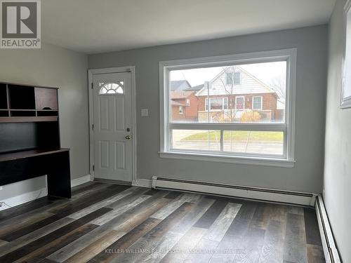 180 Pine Street S, Thorold, ON - Indoor Photo Showing Other Room