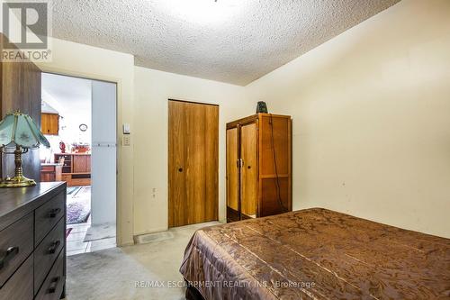 1295 Cannon Street E, Hamilton, ON - Indoor Photo Showing Bedroom