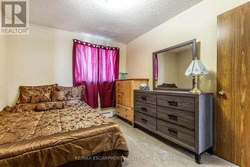 1295 Cannon Street E, Hamilton, ON - Indoor Photo Showing Bedroom