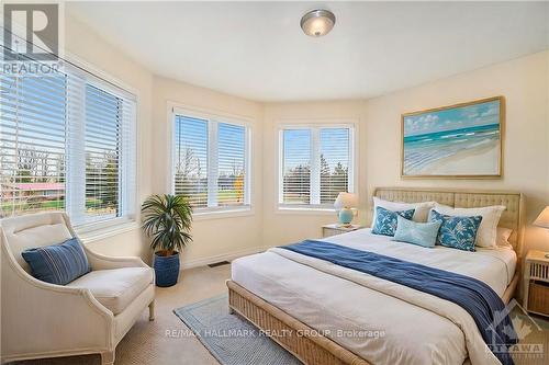 4785 Whispering Willow Drive, Ottawa, ON - Indoor Photo Showing Bedroom