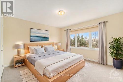 4785 Whispering Willow Drive, Ottawa, ON - Indoor Photo Showing Bedroom