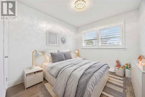 707 Charles Street, Point Edward, ON - Indoor Photo Showing Bedroom