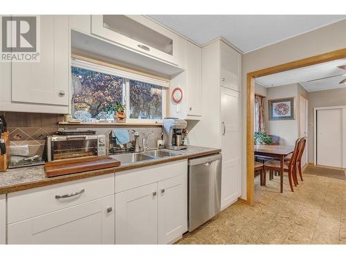 11005 Giants Head Road, Summerland, BC - Indoor Photo Showing Kitchen With Double Sink