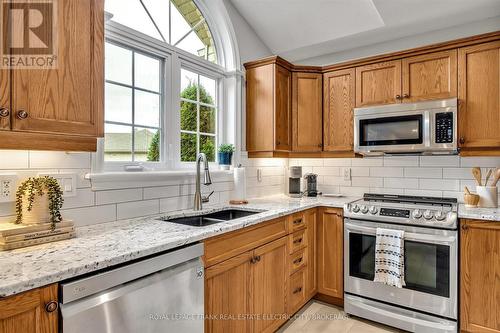 1 - 227 Carnegie Avenue, Peterborough (Northcrest), ON - Indoor Photo Showing Kitchen With Double Sink