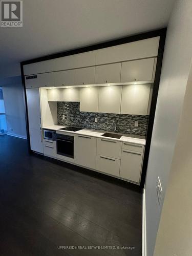 1808 - 15 Grenville Street, Toronto, ON - Indoor Photo Showing Kitchen With Upgraded Kitchen