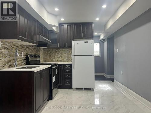 1163 Ravenscroft Road, Ajax, ON - Indoor Photo Showing Kitchen