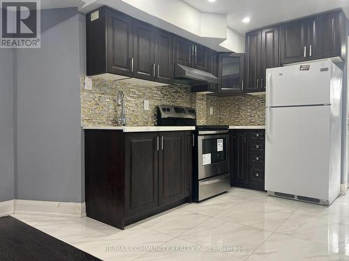 1163 Ravenscroft Road, Ajax, ON - Indoor Photo Showing Kitchen