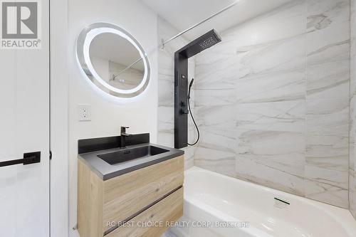 260 Dewhurst Boulevard N, Toronto, ON - Indoor Photo Showing Bathroom