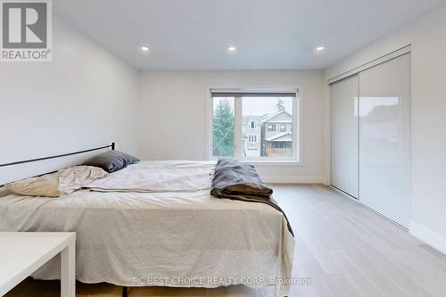 260 Dewhurst Boulevard N, Toronto, ON - Indoor Photo Showing Bedroom