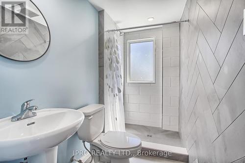 165 Ellesmere Road, Toronto, ON - Indoor Photo Showing Bathroom