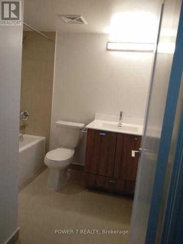 1224 - 275 Village Green Sq, Toronto, ON - Indoor Photo Showing Bathroom