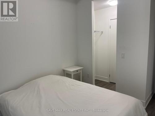 205 - 2908 Highway 7 Road, Vaughan, ON - Indoor Photo Showing Bedroom